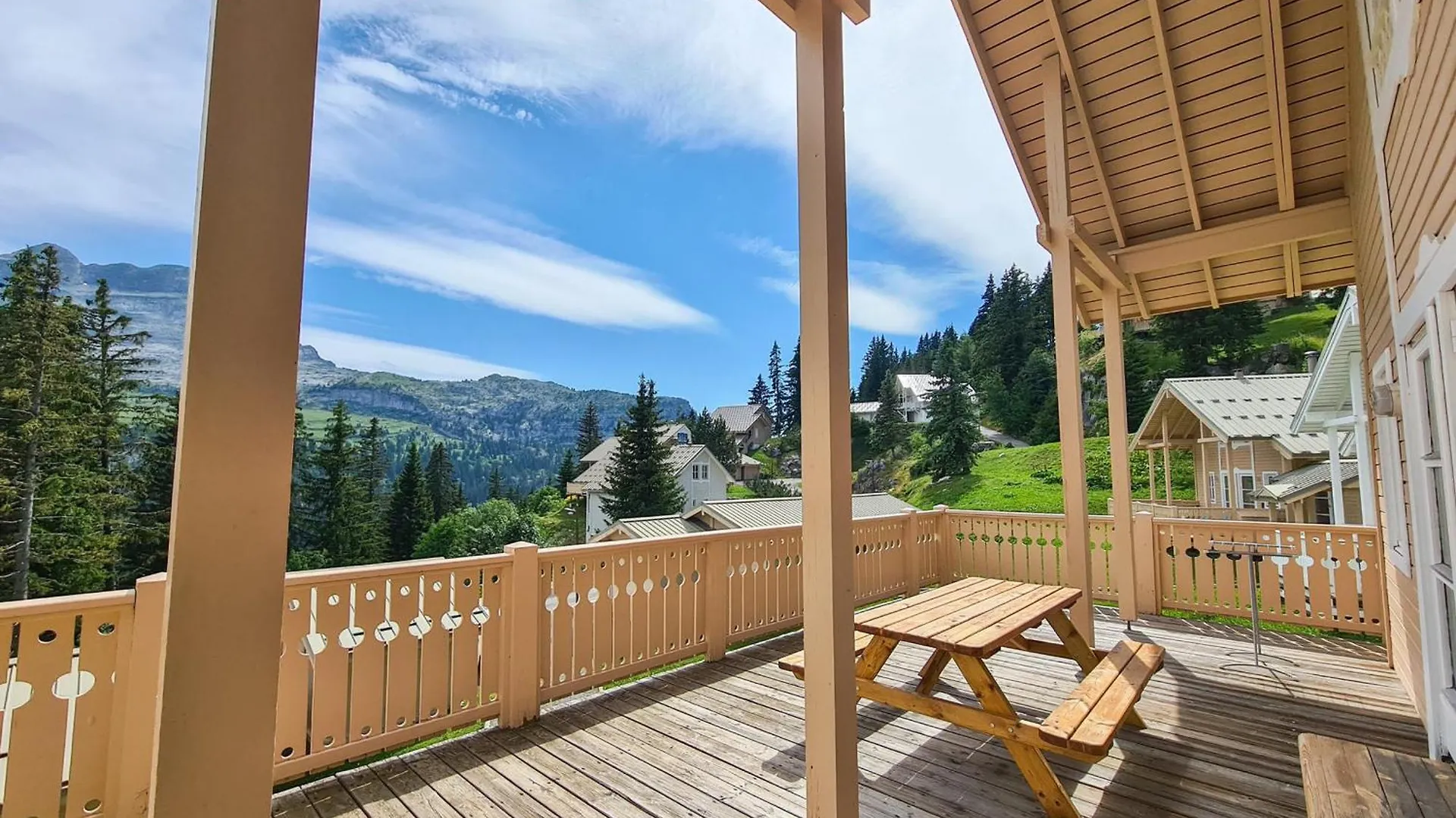 Chalet Confortable Avec Poele Et Terrasse, 3 Chambres, Garage, Animaux Admis - Fr-1-425-198 Araches-la-Frasse