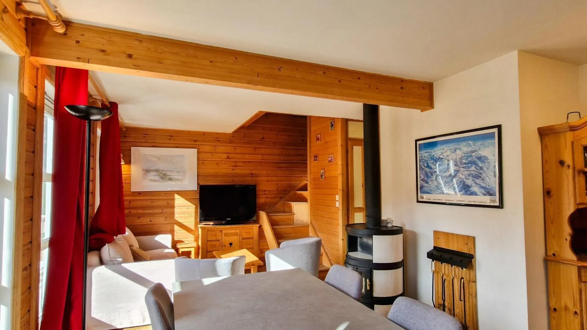 Chalet Confortable Avec Poele Et Terrasse, 3 Chambres, Garage, Animaux Admis - Fr-1-425-198 Araches-la-Frasse